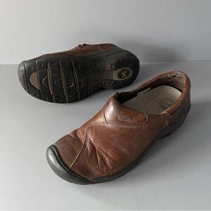 KEEN Concord Brown Leather Clogs 8 Waterproof Outdoor Hiking Camping Rugged Work